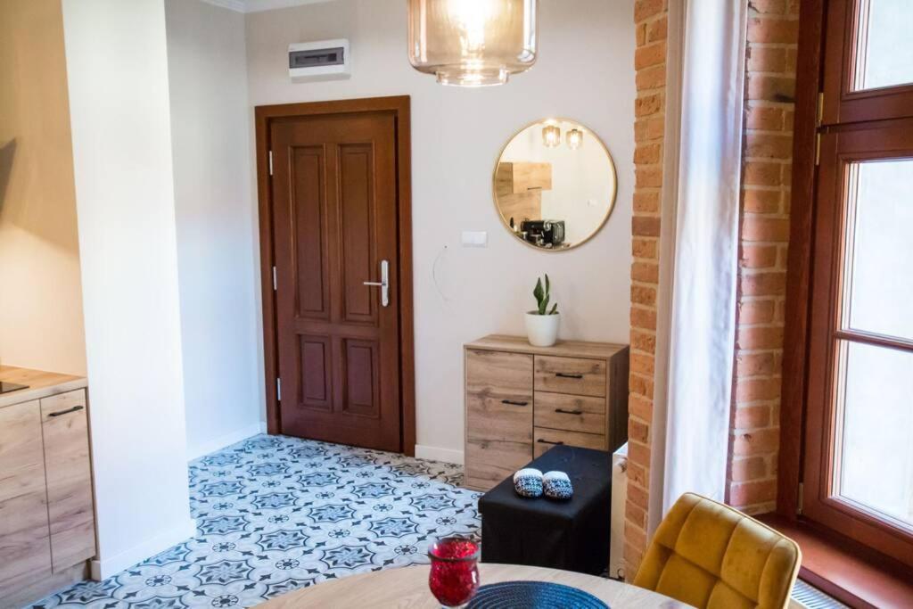 Gold Garden By Rentoom Apartment Torun Ngoại thất bức ảnh
